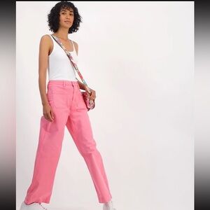 Macy’s “On 34th” wide leg pink jean. Size 10/30.